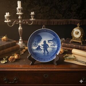Vintage Royal Copenhagen Collectible Christmas Plate "Little Skaters" 1965